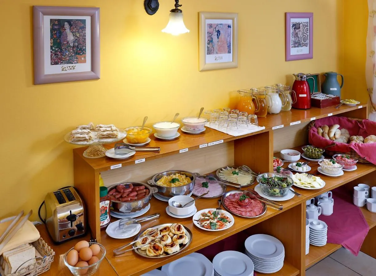 Hotel Boston Karlovy Vary 3*,  Czech Republic
